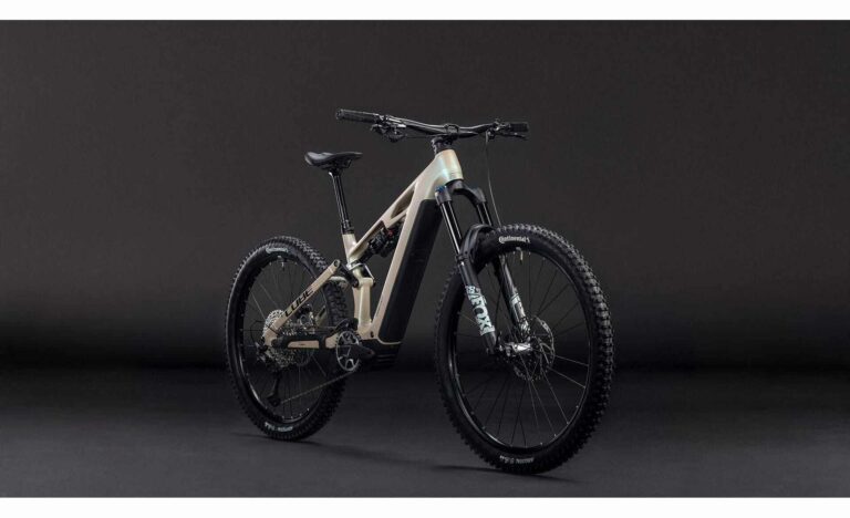 stereo-hybrid-one77-hpc (5)